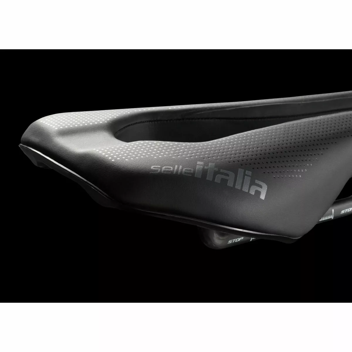 Selle Italia WATT Kit Carbonio Superflow Saddle - Image 3